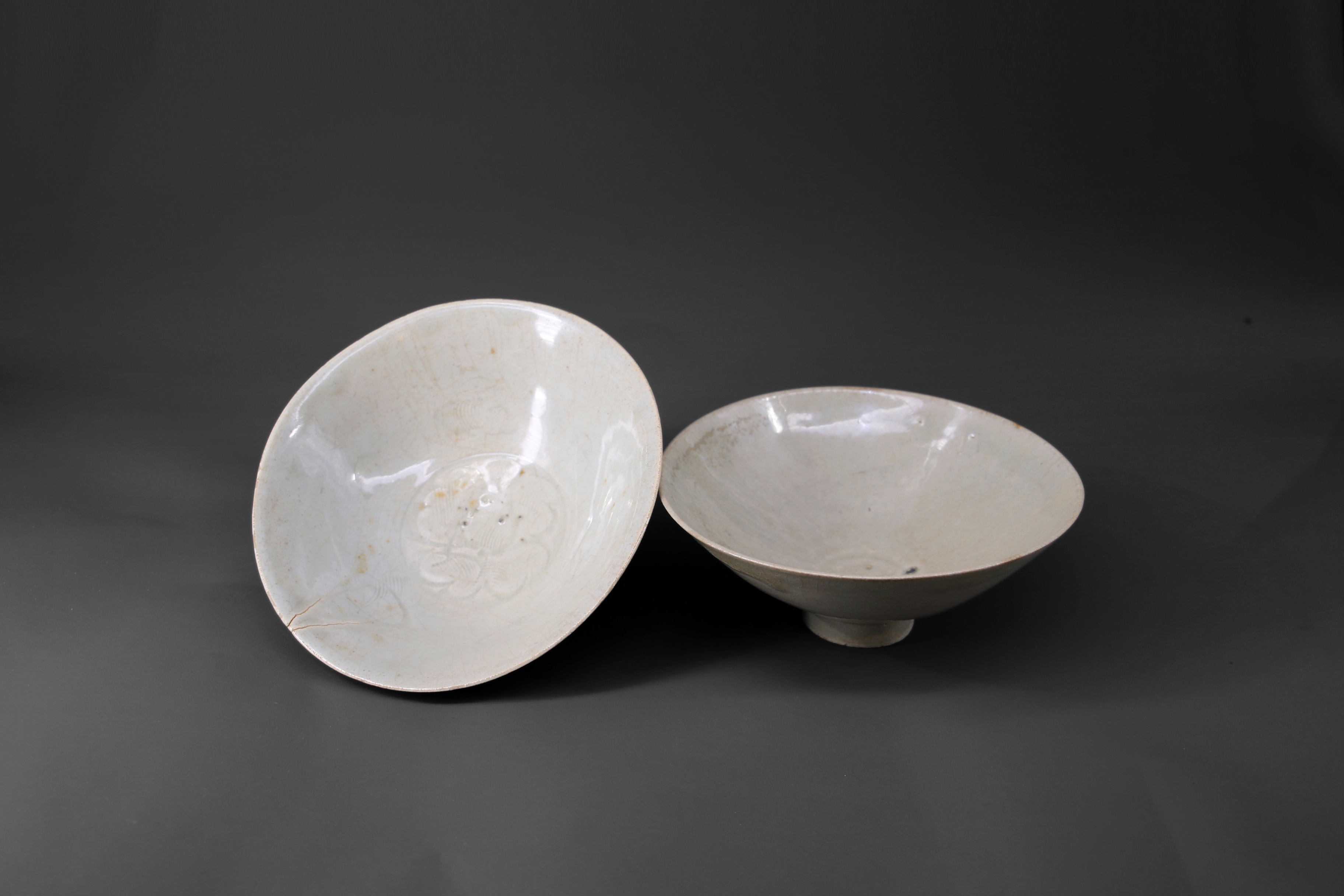 影青瓷碗一对-01.jpg